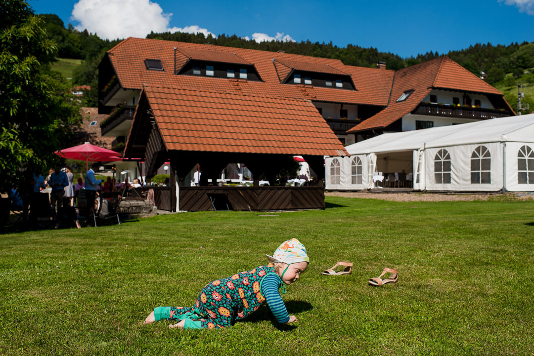 kids at wedding in german mountain
