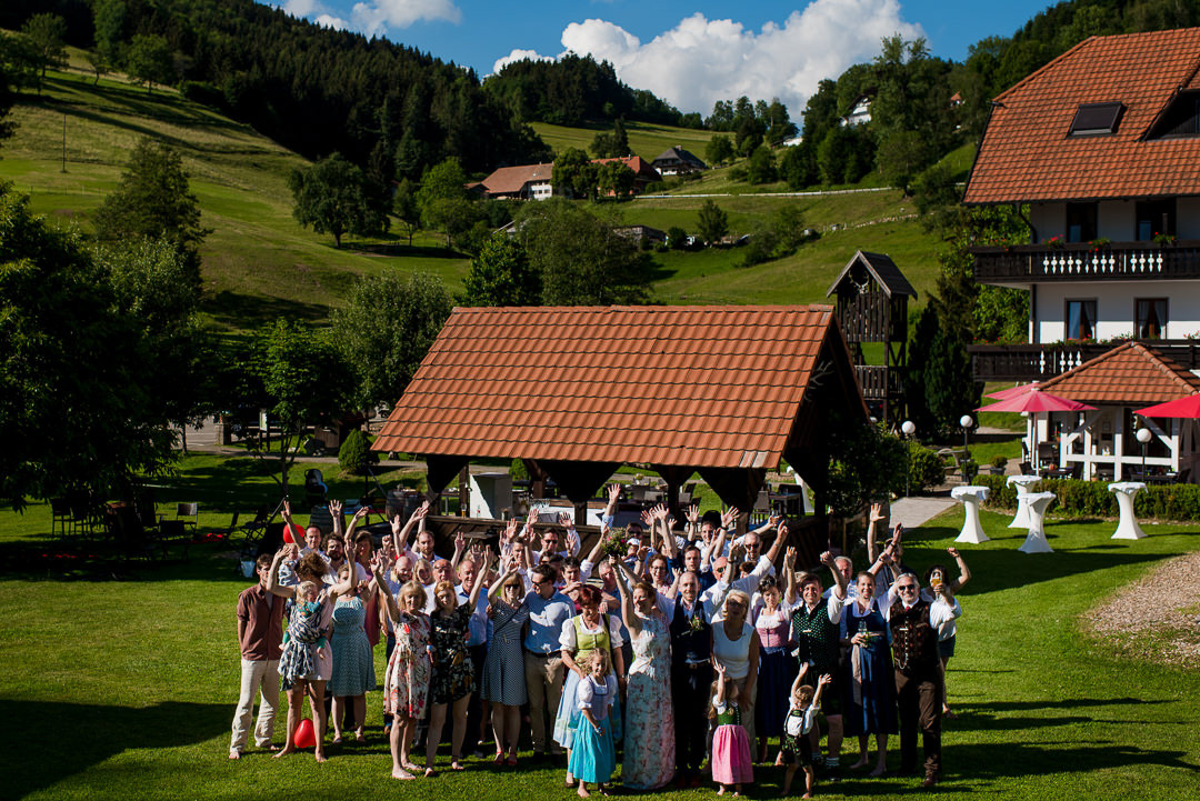 group photo in steinen wedding